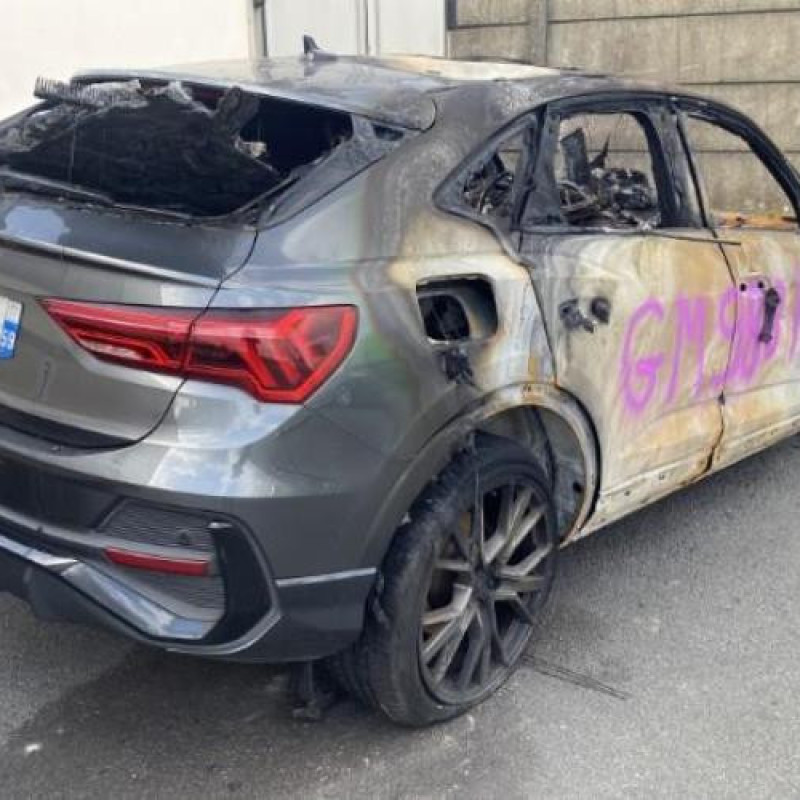 Serrure arriere gauche AUDI Q3 2 Photo n°7