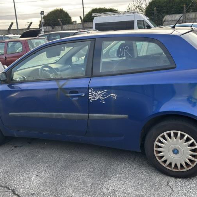Retroviseur interieur FIAT STILO Photo n°9