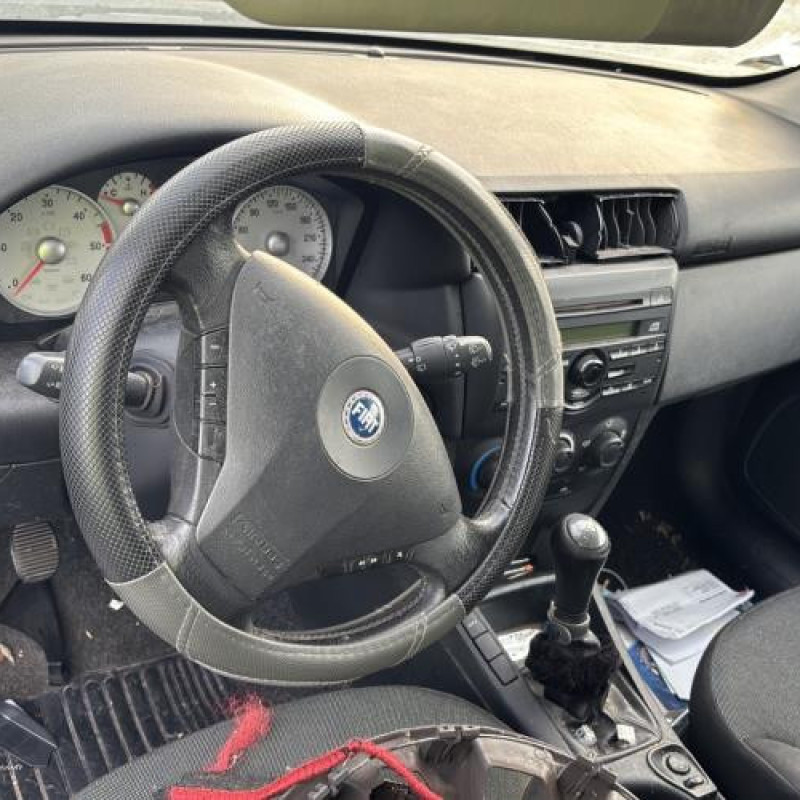 Retroviseur interieur FIAT STILO Photo n°13