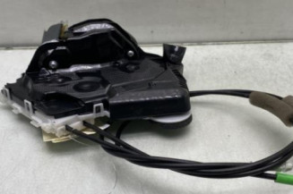 Serrure avant droit TOYOTA YARIS 3