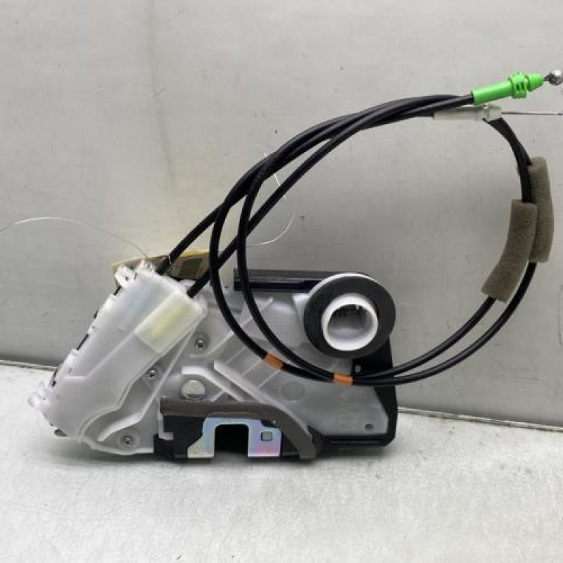Serrure avant droit TOYOTA YARIS 3 Photo n°3