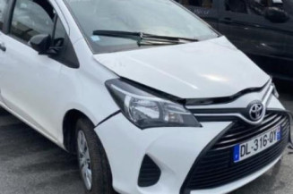 Serrure avant droit TOYOTA YARIS 3