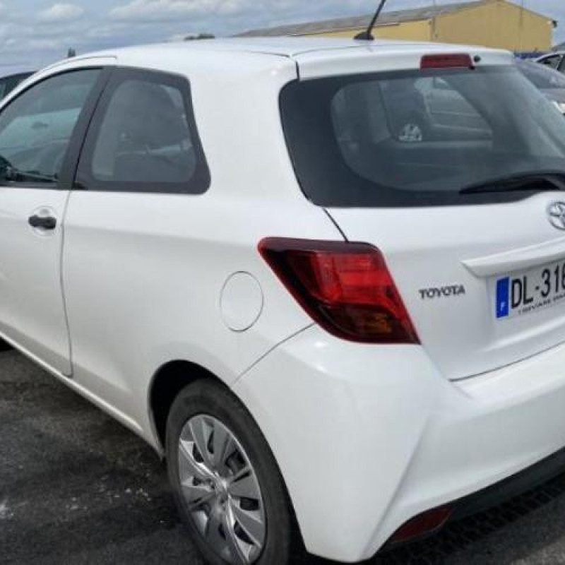 Serrure avant droit TOYOTA YARIS 3 Photo n°8