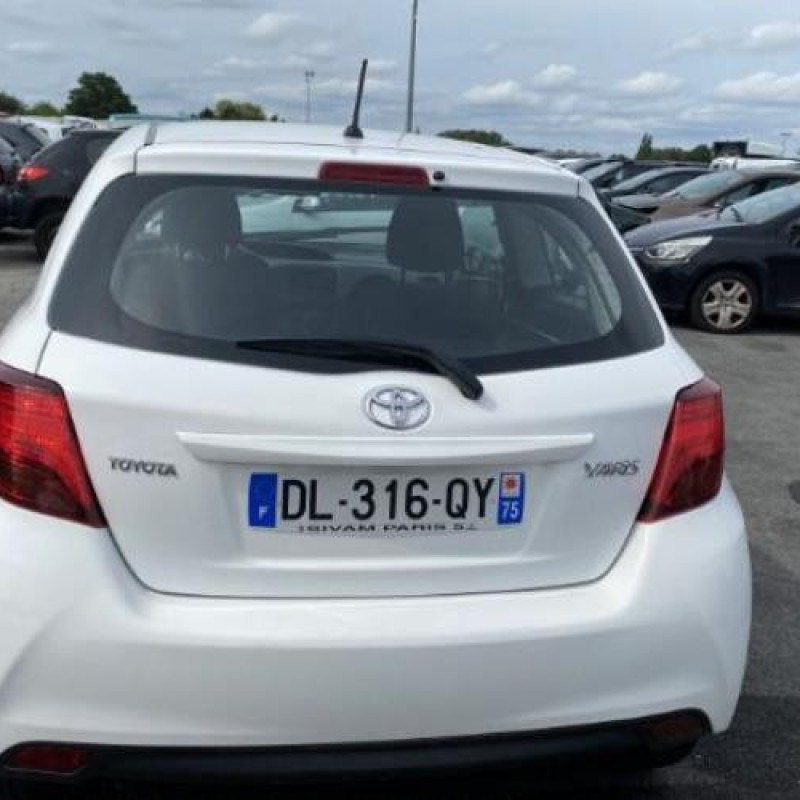 Serrure avant droit TOYOTA YARIS 3 Photo n°9
