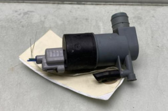 Pompe lave glace arriere TOYOTA YARIS 3