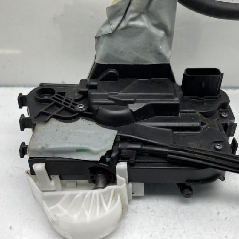 Serrure avant gauche FORD FOCUS 4 Photo n°4