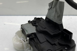 Serrure avant gauche FORD FOCUS 4