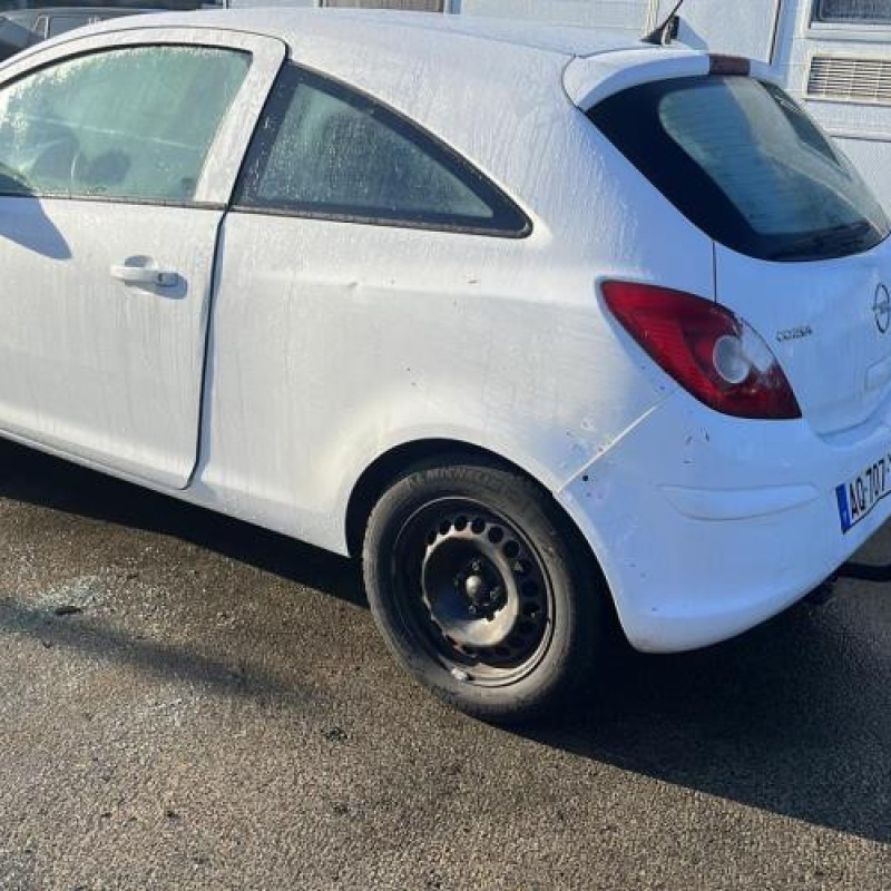 Aile avant gauche OPEL CORSA D Photo n°8