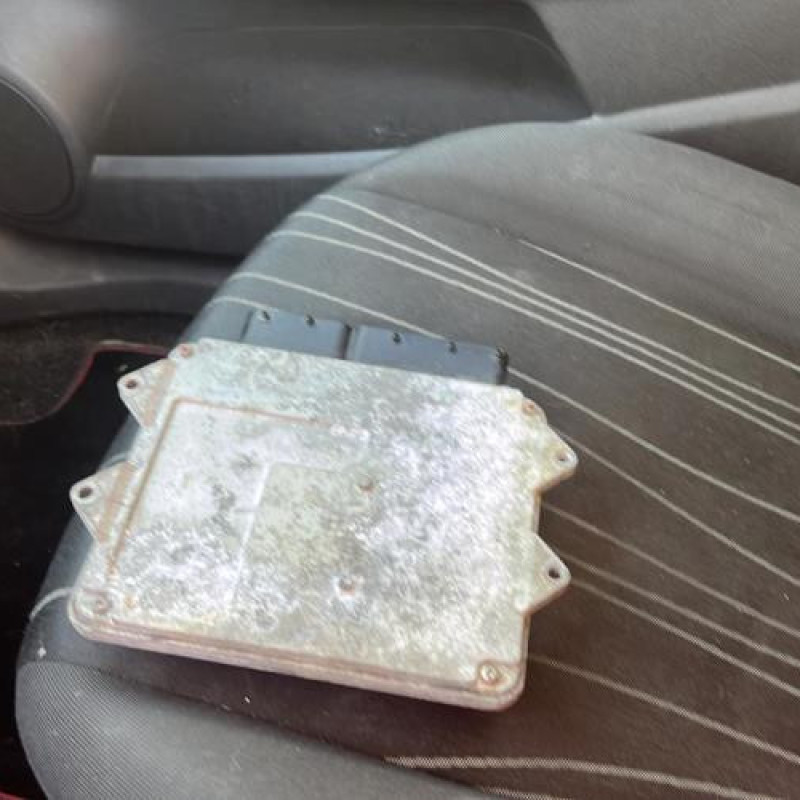 Aile avant gauche OPEL CORSA D Photo n°16