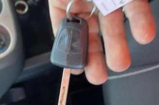 Aile avant gauche OPEL CORSA D