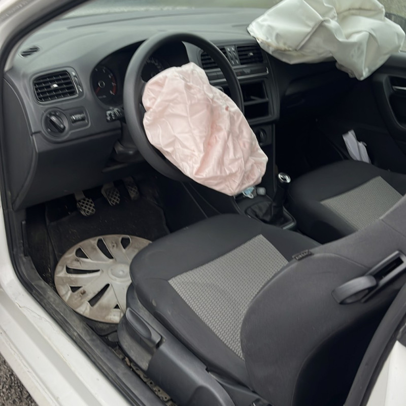 VOLKSWAGEN POLO 5 PHASE 1 1.2i - 12V Photo n°7