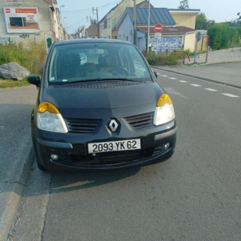 Plage arriere RENAULT MODUS Photo n°5