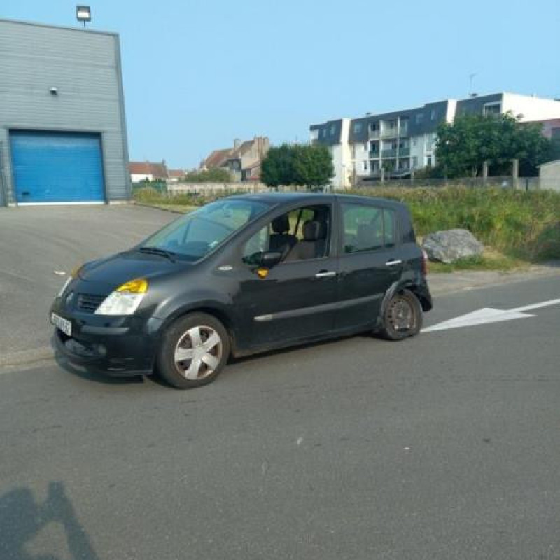 Plage arriere RENAULT MODUS Photo n°7