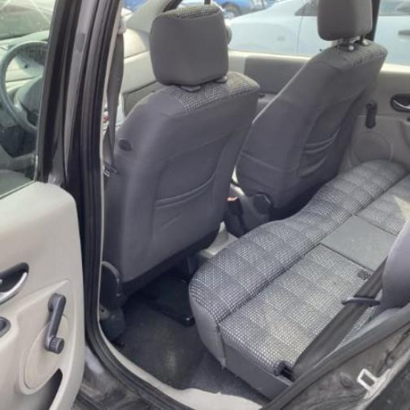 Plage arriere RENAULT MODUS Photo n°18
