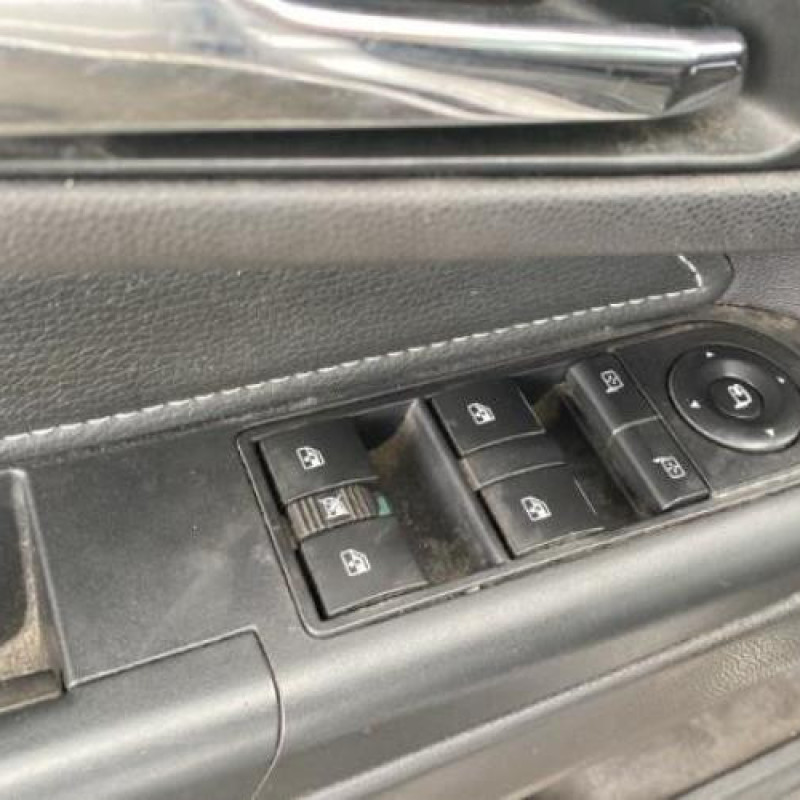 Retroviseur droit OPEL ZAFIRA B Photo n°19