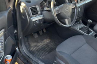 Verin de coffre OPEL VECTRA C