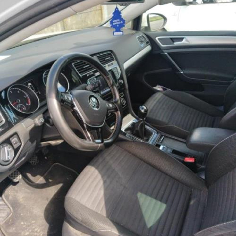 Ecran GPS VOLKSWAGEN GOLF 7 Photo n°10
