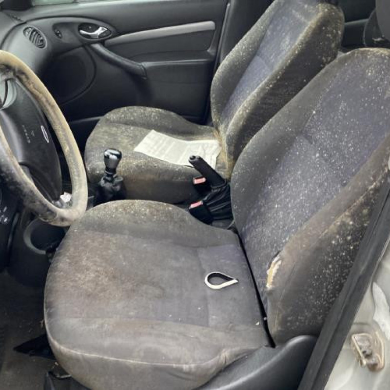 Feu arriere principal droit (feux) FORD FOCUS 1 Photo n°17