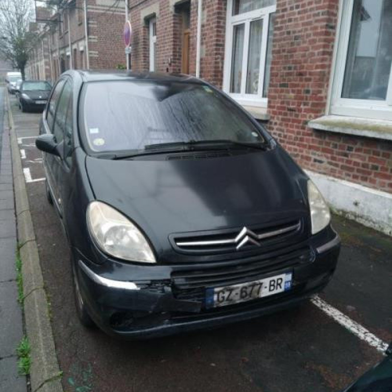 Moteur CITROEN XSARA PICASSO Photo n°1