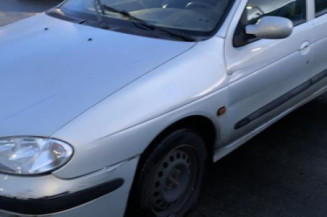 Moteur RENAULT MEGANE 1 Photo n°1