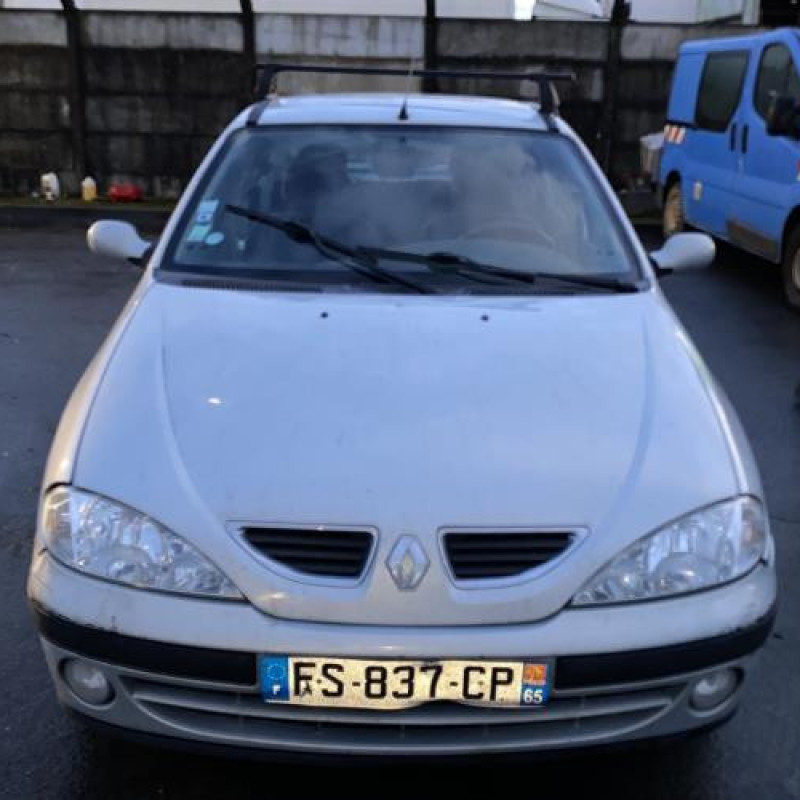 Moteur RENAULT MEGANE 1 Photo n°8