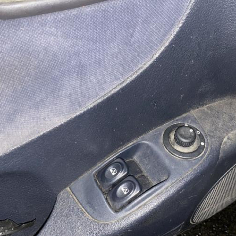 Moteur RENAULT MEGANE 1 Photo n°10