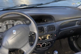 Moteur RENAULT MEGANE 1
