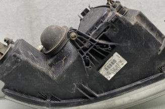 Optique avant principal gauche (feux)(phare) VOLKSWAGEN PASSAT 4