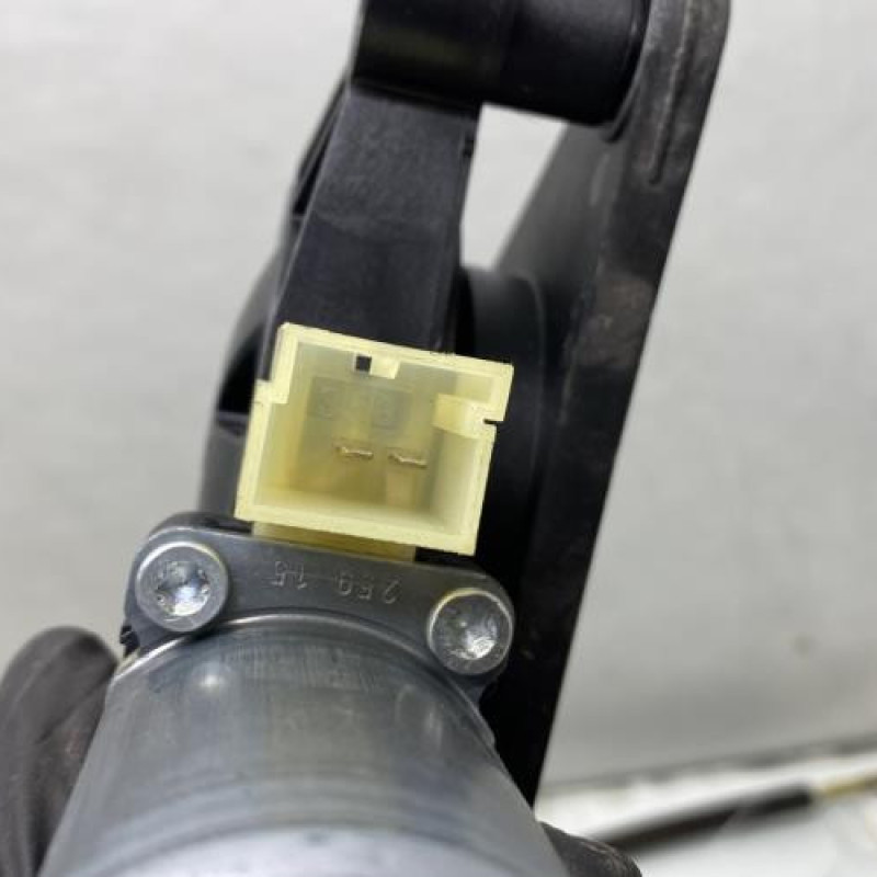 Leve vitre electrique avant droit AUDI TT 3 Photo n°10