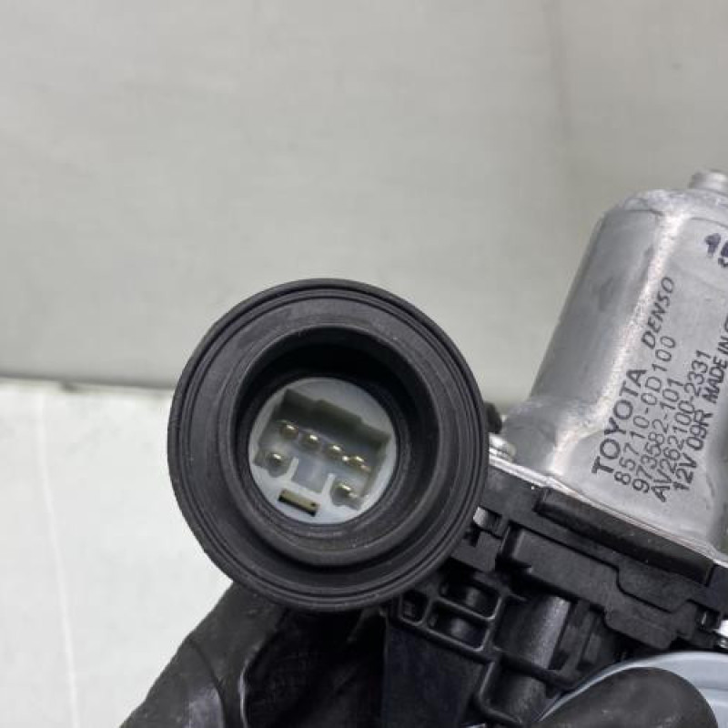 Leve vitre electrique avant droit TOYOTA YARIS 3 Photo n°3