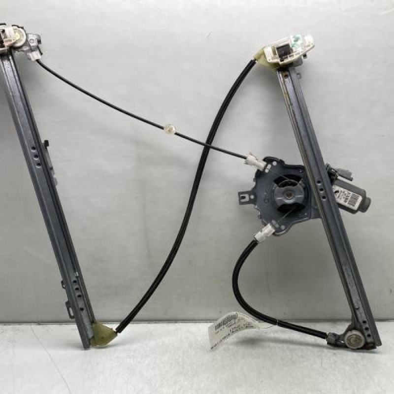 Leve vitre electrique avant droit CITROEN XSARA Photo n°1
