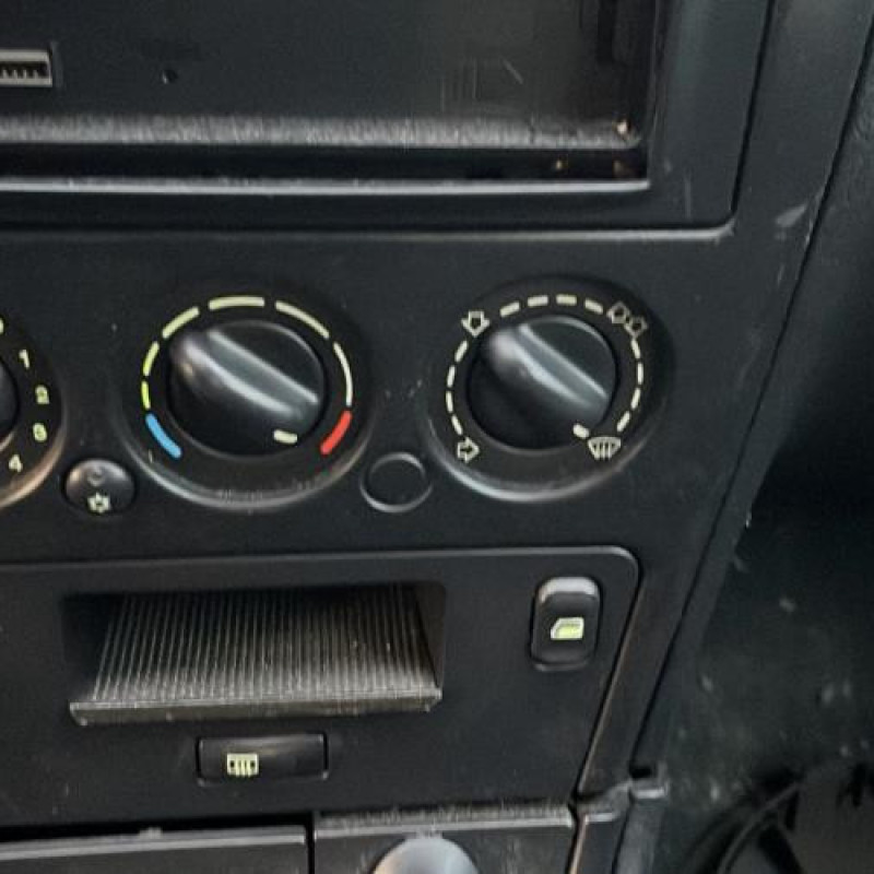 Leve vitre electrique avant droit CITROEN XSARA Photo n°19