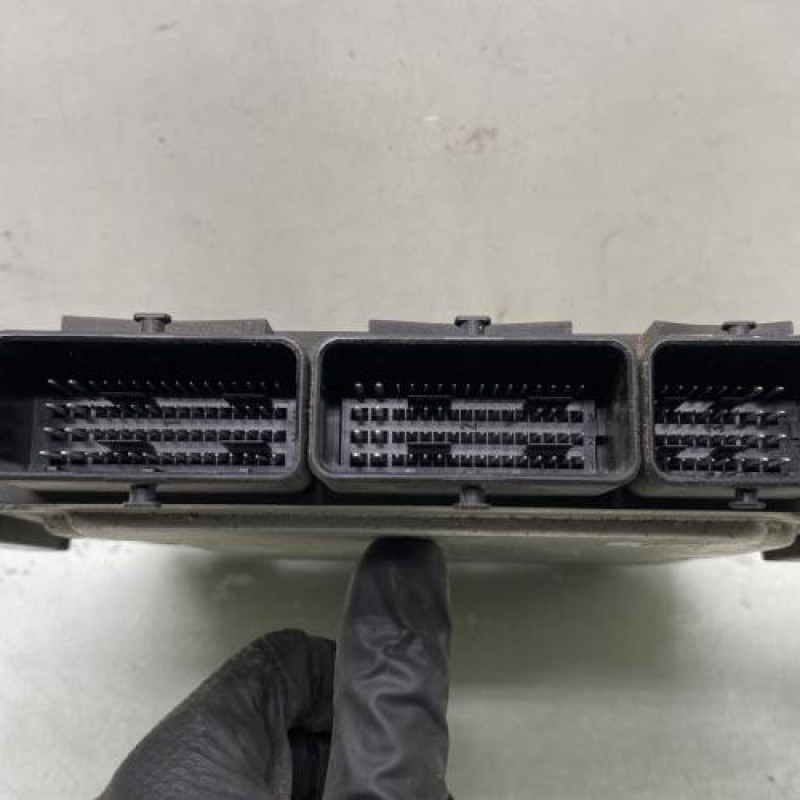 Calculateur moteur NISSAN QASHQAI 1 Photo n°3