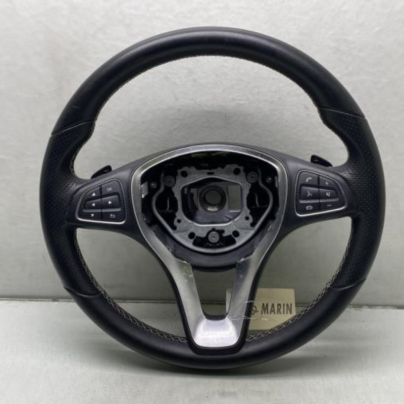 Volant MERCEDES CLASSE B 246 Photo n°1