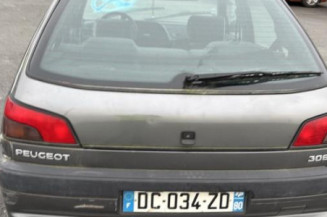 Feu arriere principal gauche (feux) PEUGEOT 306