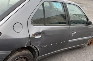Feu arriere principal gauche (feux) PEUGEOT 306