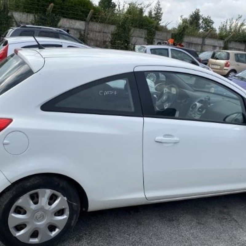 OPEL CORSA D PHASE 2 1.3 CDTI - 16V TURBO Photo n°8