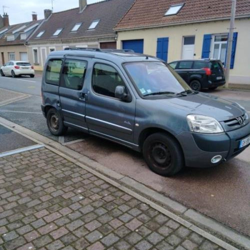 Boite de vitesses PEUGEOT PARTNER 1 Photo n°2