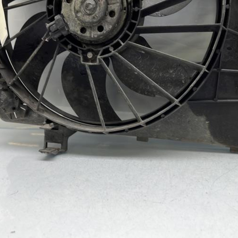 Moto ventilateur radiateur RENAULT KANGOO 2 Photo n°4