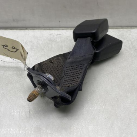 Attache ceinture arriere droit DACIA DUSTER 1