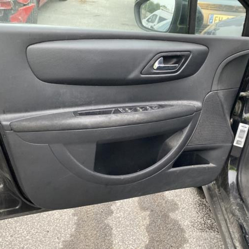 Feu arriere principal droit (feux) CITROEN C4 1 Photo n°14