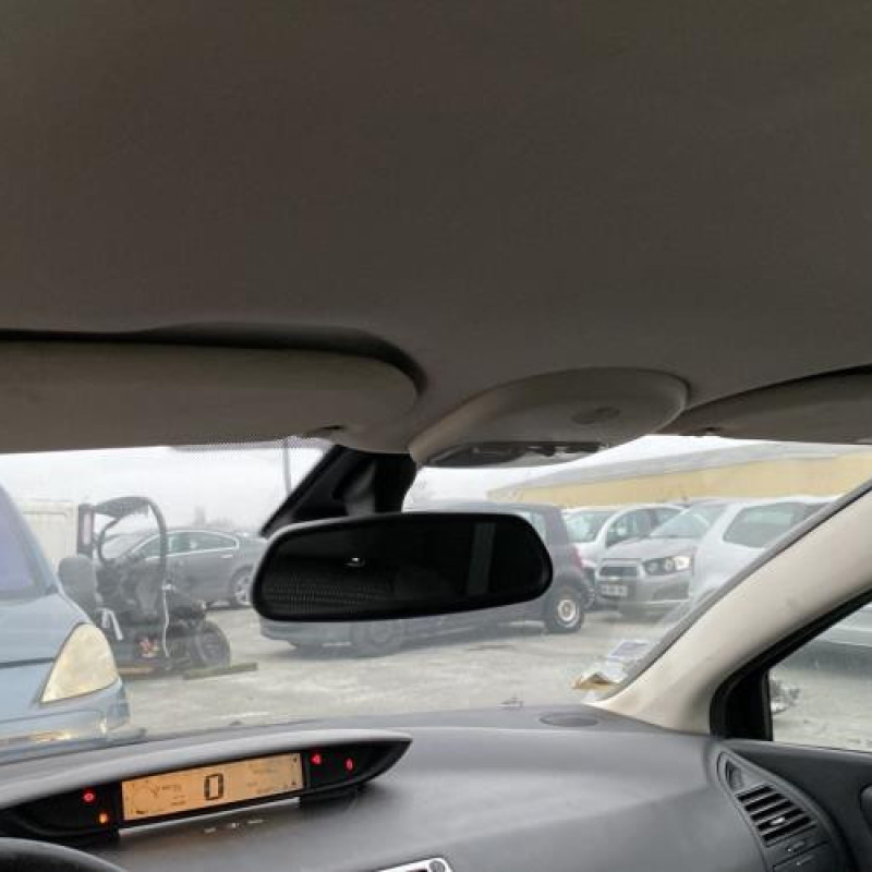 Feu arriere principal droit (feux) CITROEN C4 1 Photo n°19