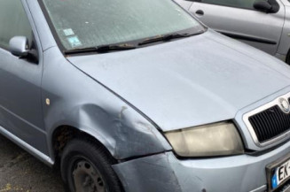 Optique avant principal gauche (feux)(phare) SKODA FABIA 1