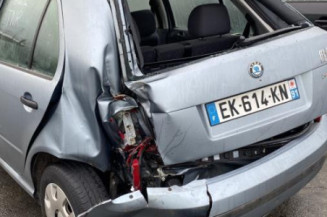 Optique avant principal gauche (feux)(phare) SKODA FABIA 1