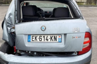 Optique avant principal gauche (feux)(phare) SKODA FABIA 1
