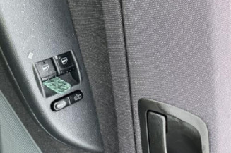 Optique avant principal gauche (feux)(phare) SKODA FABIA 1
