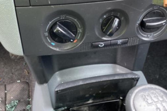 Optique avant principal gauche (feux)(phare) SKODA FABIA 1
