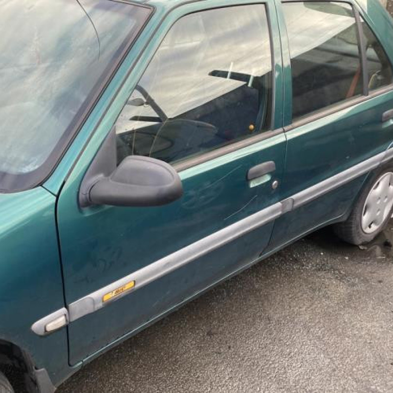 Feu arriere principal droit (feux) CITROEN SAXO Photo n°7