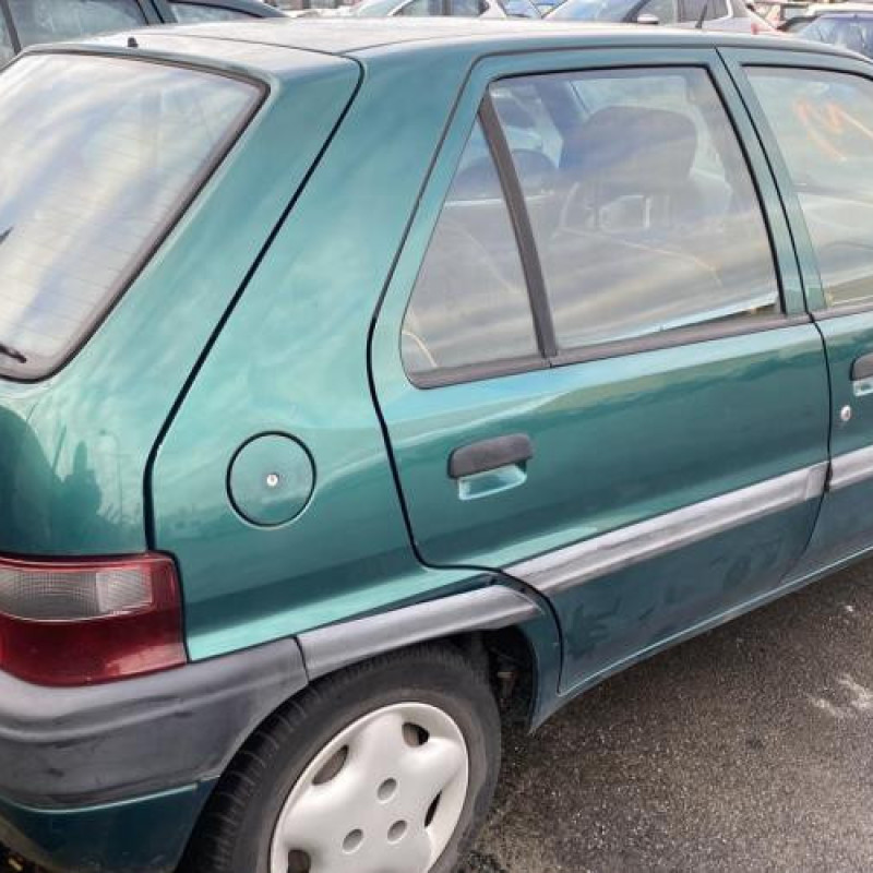 Feu arriere principal droit (feux) CITROEN SAXO Photo n°11