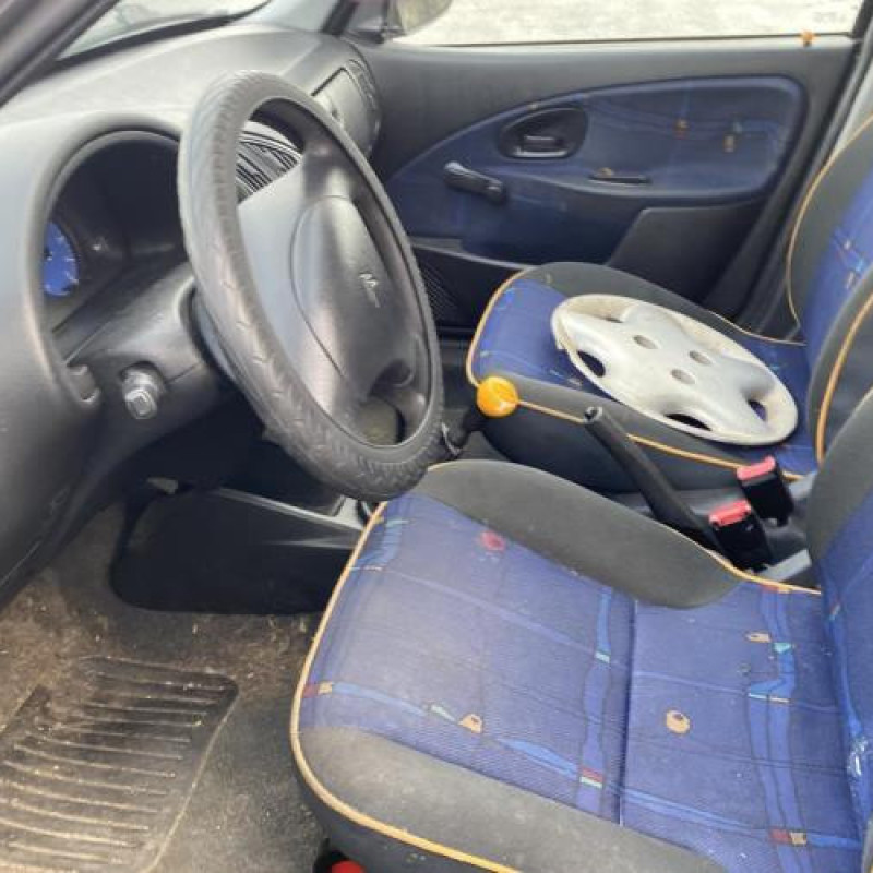 Feu arriere principal droit (feux) CITROEN SAXO Photo n°15